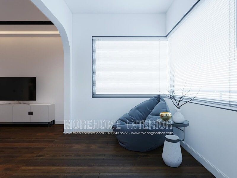 Sàn gỗ óc chó kết hợp cùng tường trắng đơn sắc giúp phòng ngủ trở nên rộng hơn, thông thoáng hơn.